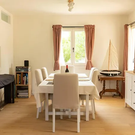 Prázdninový dům Casa La Dama Blanca A Menos De 4Km De Somo Suesa